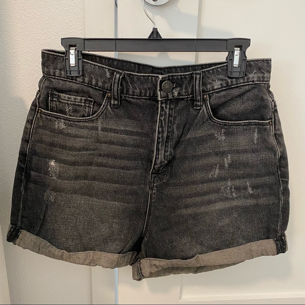 BDG Mom High Rise Shorts